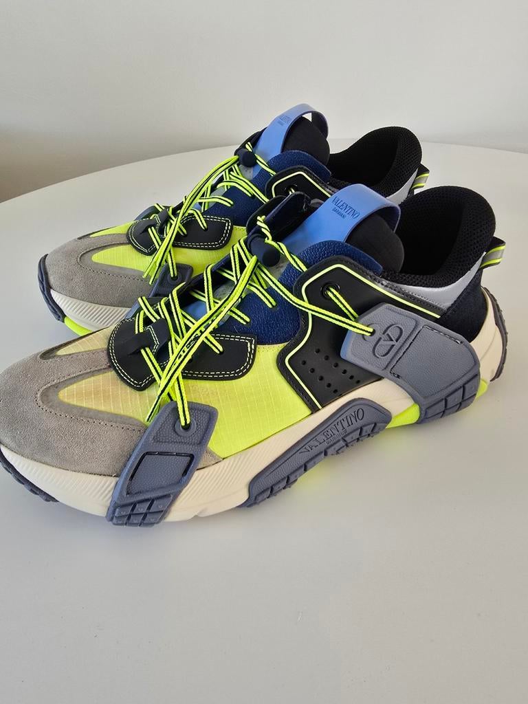 Valentino 42 sneakers met volledige set, Valentino Garavani, Sneakers, Gedragen, Verzenden