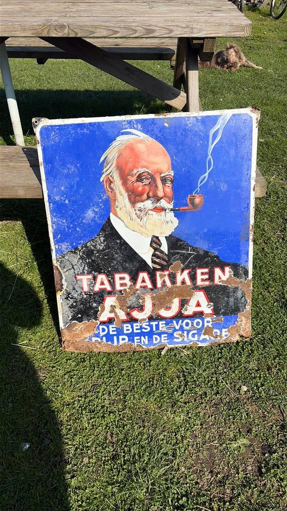 Oud emaille bord tabakken Ajja beste pijp en sigaret, Verzamelen, Ophalen, Gebruikt, Reclamebord