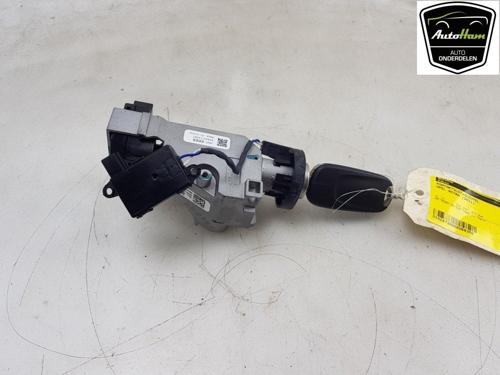 NEIMAN / COMMUTATEUR D ALLUMAGE + CLEF Opel Astra K, Dhr. J. Ham, Administratie@autoham.nl, Opel, Utilisé