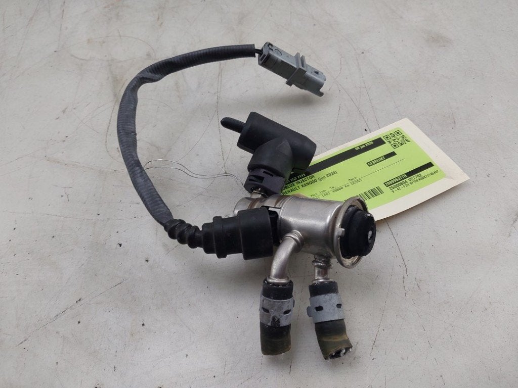 INJECTEUR ADBLUE Kangoo Express (RFK) (|208995377R|), Autos : Pièces & Accessoires, Systèmes d'échappement, DENSO EUROPE B.V.
