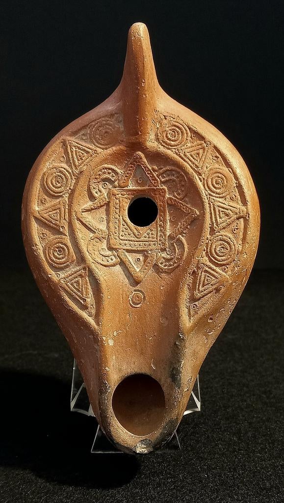 Romeinse olielamp. Carthago. 4-6e eeuw, Antiek en Kunst, Antiek | Keramiek en Aardewerk, Ophalen of Verzenden