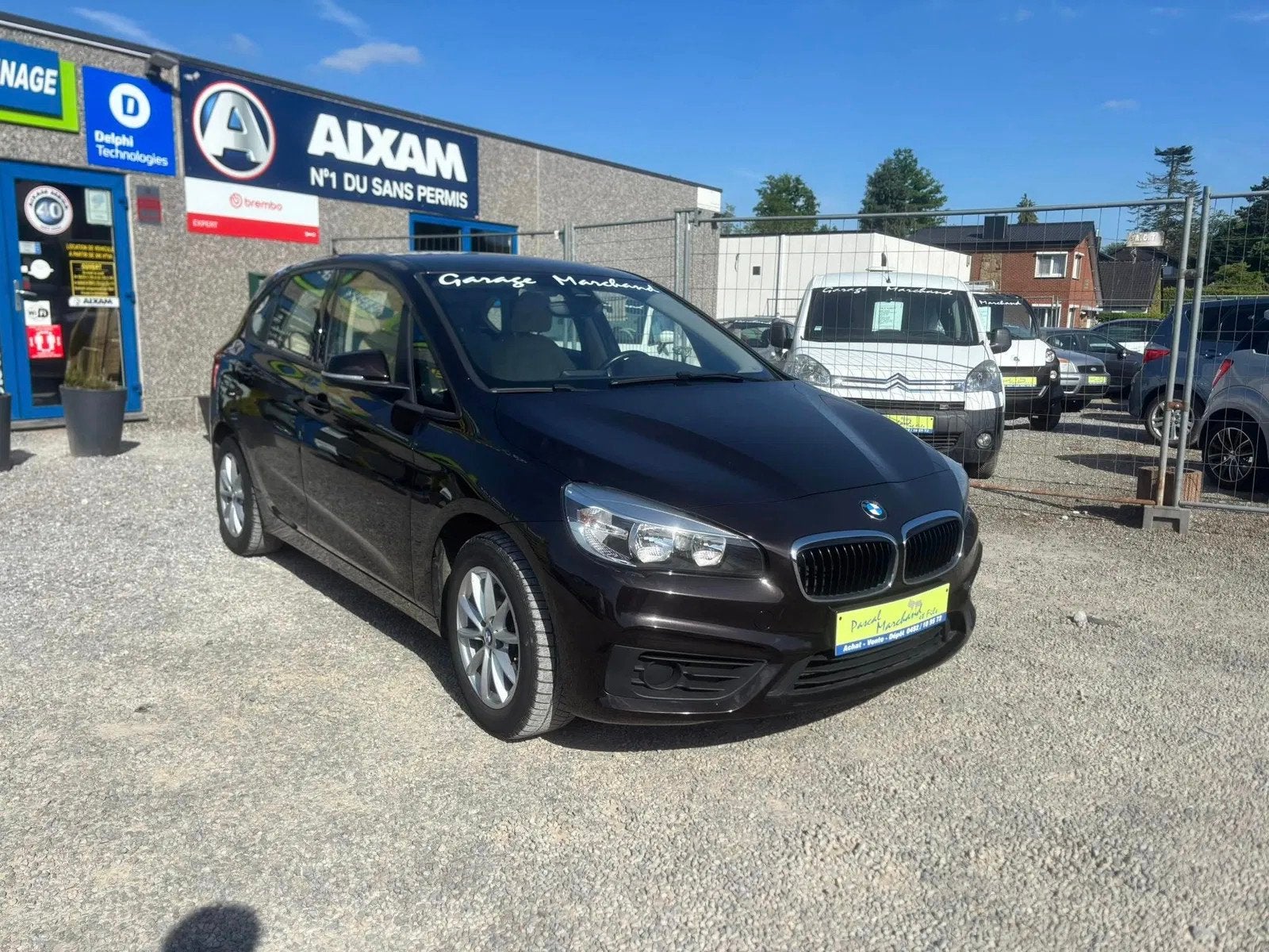 BMW 2 Serie (bj 2017), Auto's, Monovolume, Gebruikt, Bruin, 116 pk