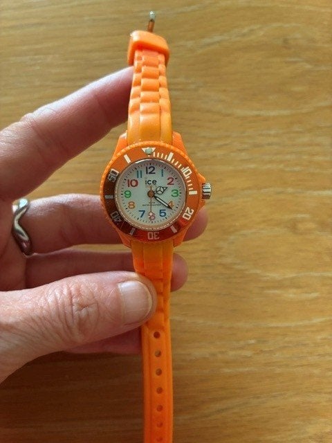 Montre ICE Watch (pour enfants), orange, Bijoux, Sacs & Beauté, Montres | Enfants, Enlèvement, Neuf, Orange, Garçon ou Fille