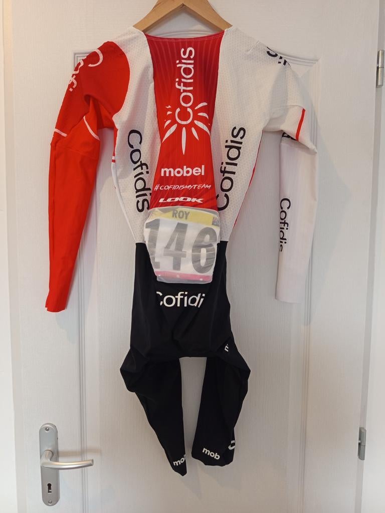 Combinaison tour de France cyclisme, Envoi