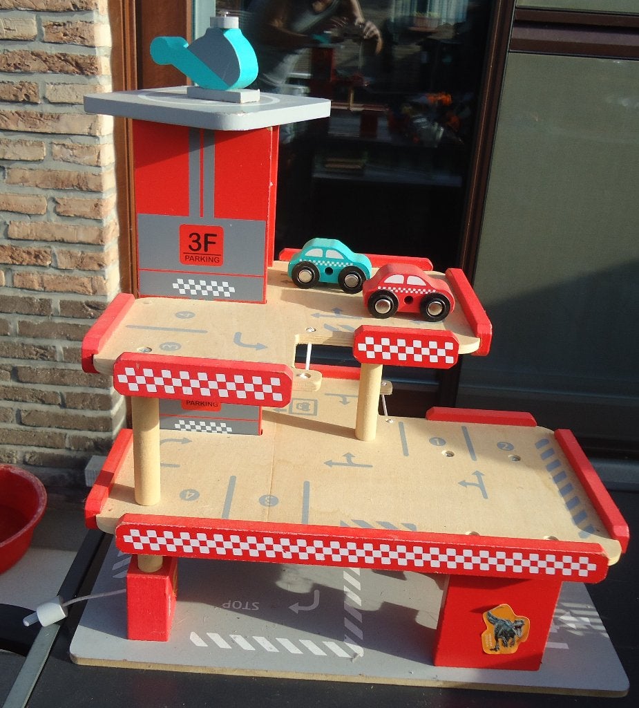 Houten speelgoedgarage, Ophalen, Zo goed als nieuw, Overige typen