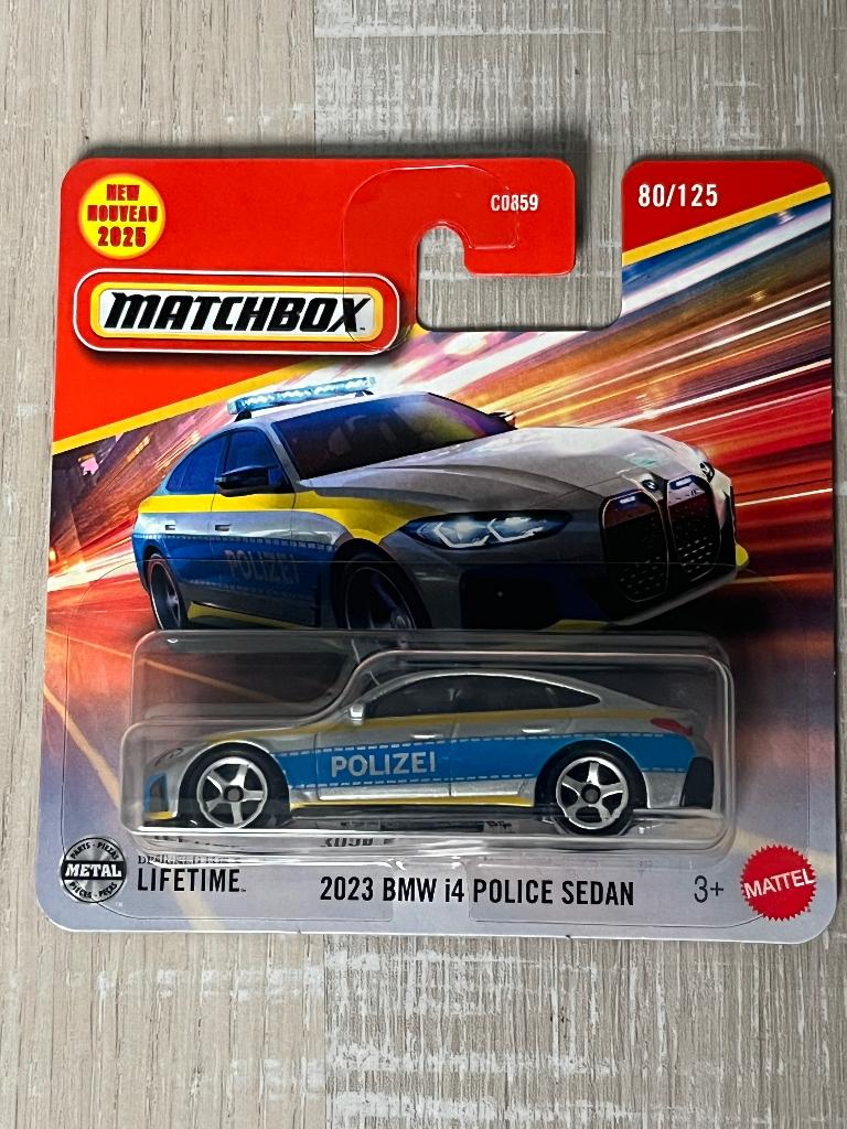 Matchbox BMW I4 Sedan police, Enlèvement, Neuf