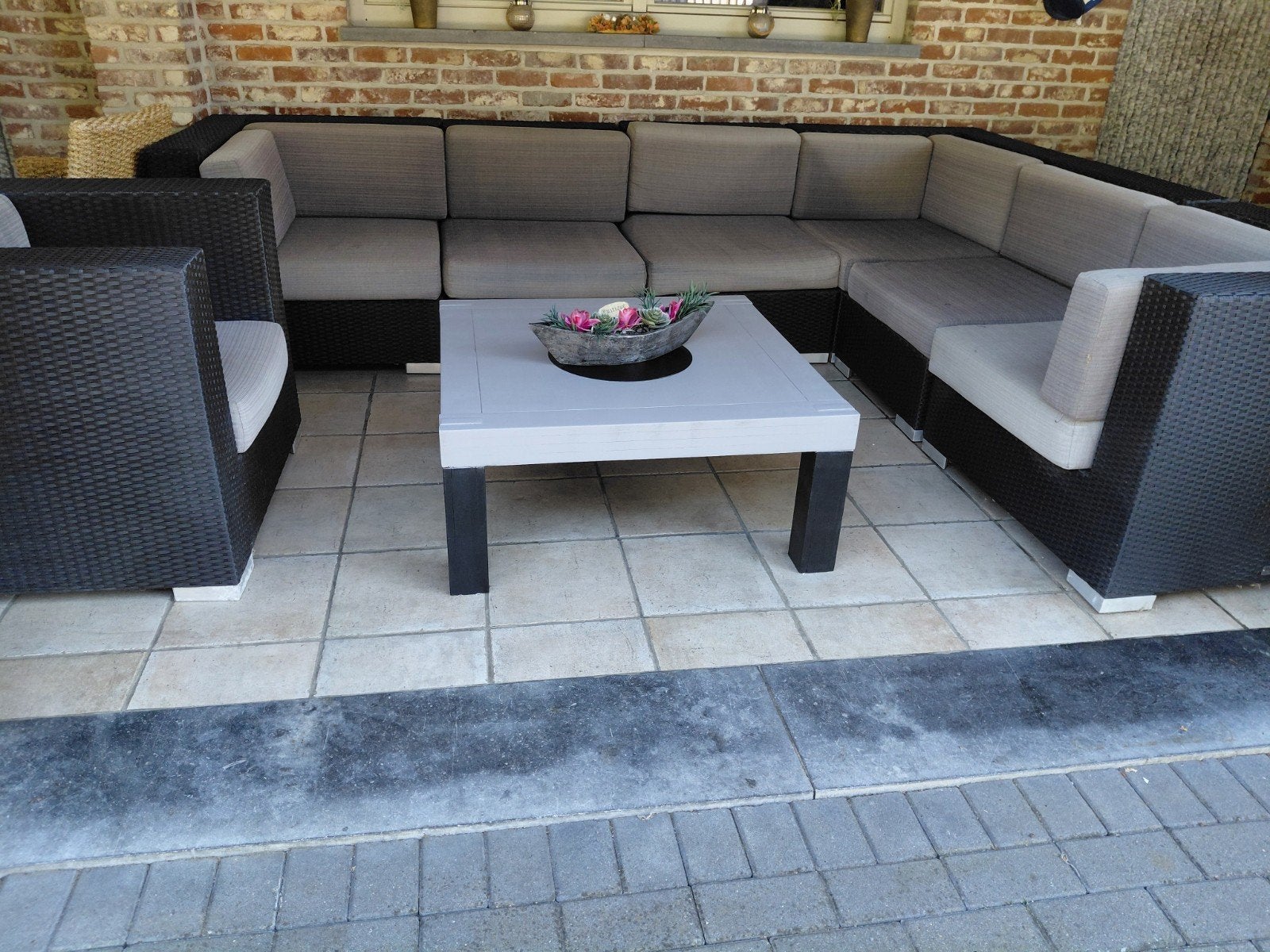 Lounge set  met eiken tafel met gratis  bloemstuk, Tuin en Terras, Ophalen, Kunststof, Gebruikt, Bank