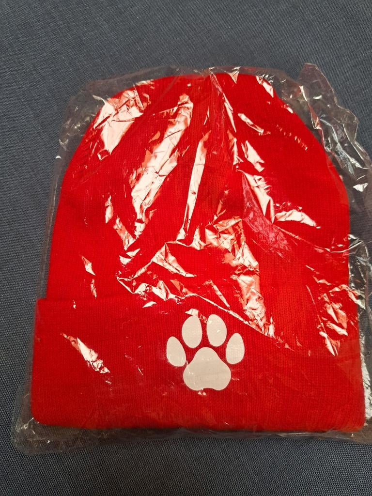 Muts rood en zwart, Ophalen, Muts