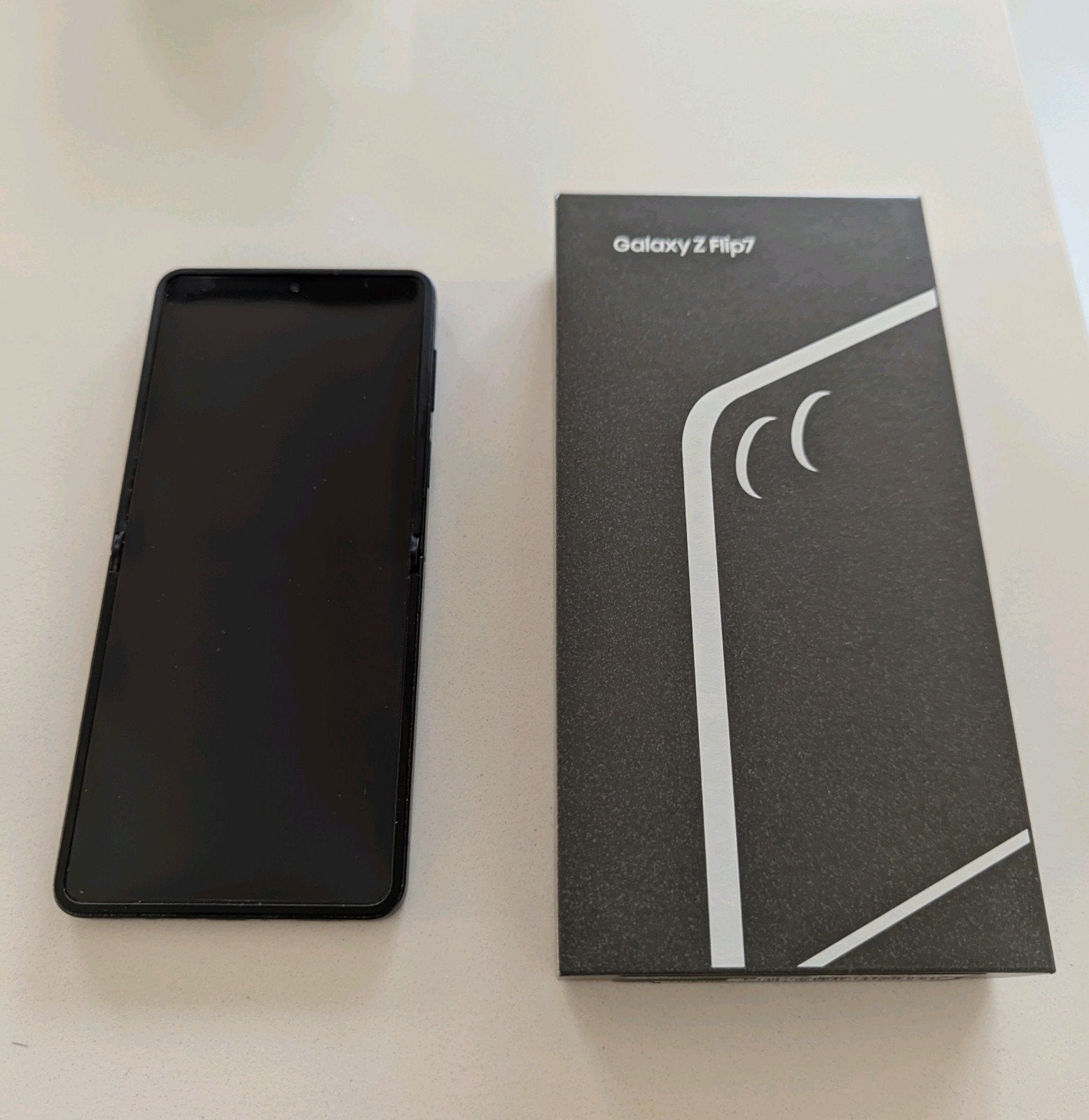SAMSUNG GALAXY FLIP 7 256GB 5G BLACK, Ophalen, Gebruikt, Zwart, Touchscreen