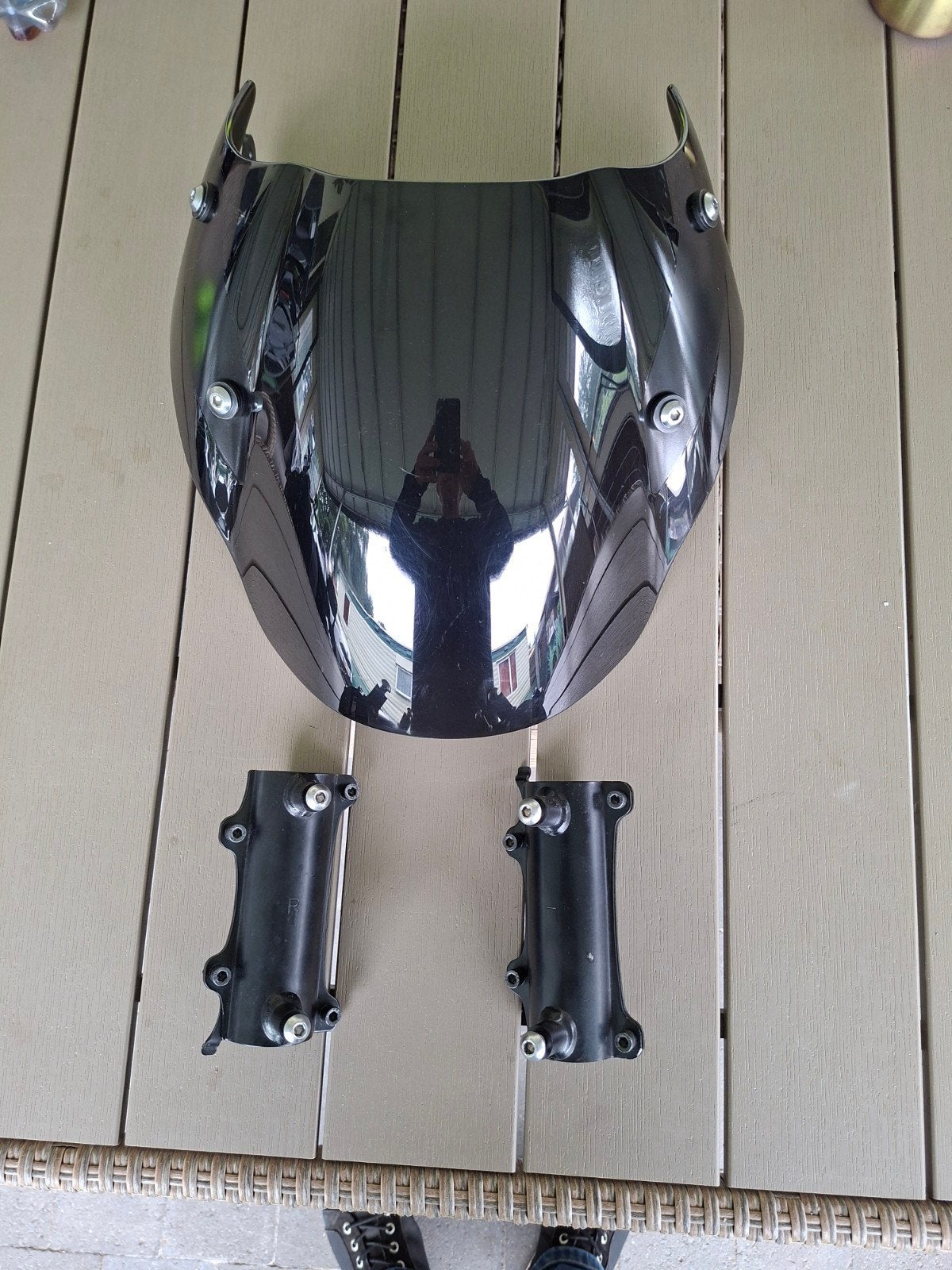 Smoke cafe windscherm + bevestigingbeugels kawasaki .Vraagpr, Motoren, Particulier