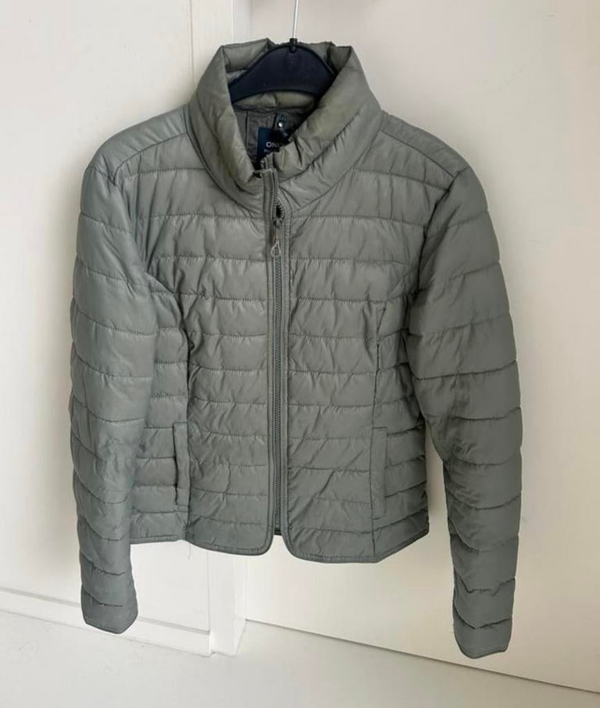 Kakigroene jas - Only - medium, Ophalen, Zo goed als nieuw, Maat 38/40 (M), Groen