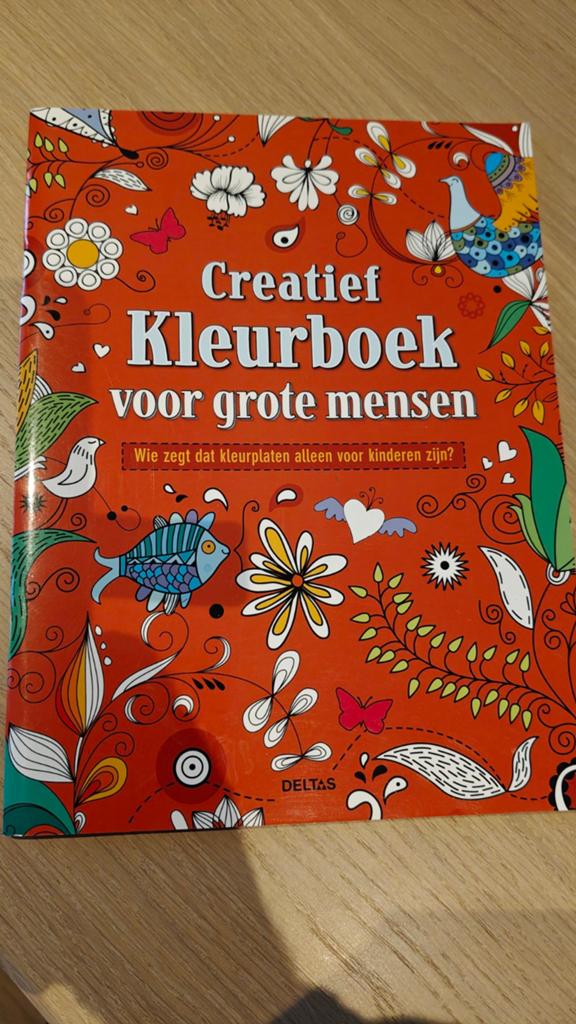 Creatief kleurboek volwassenen, Ophalen