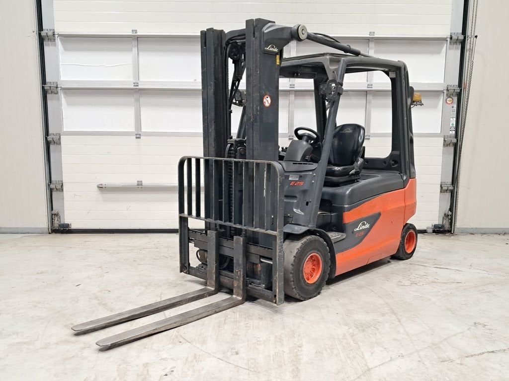Linde E25L-01, 2000 à 3000 kg, Électrique, Chariot élévateur, LINDE