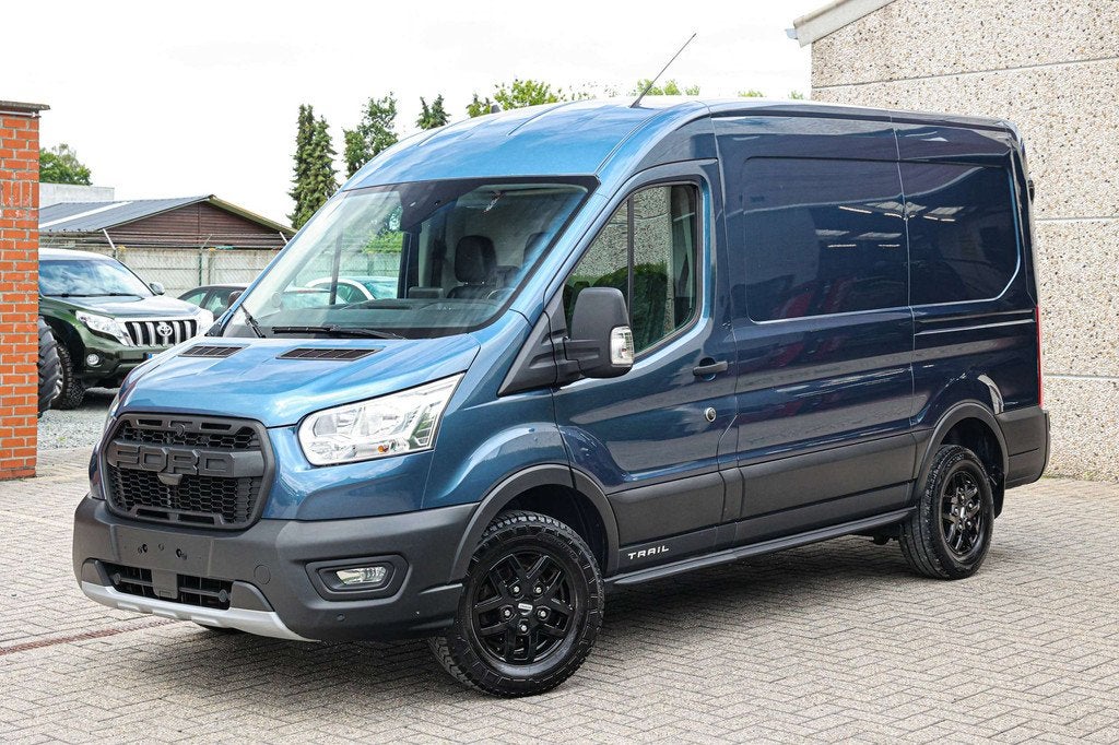 Ford Transit ACHTERUITRIJCAMERA*TRAIL-UITVOERING*3-ZITPLAATS, Auto's, Bestelwagens en Lichte vracht, Bedrijf, Te koop, ABS, Airbags