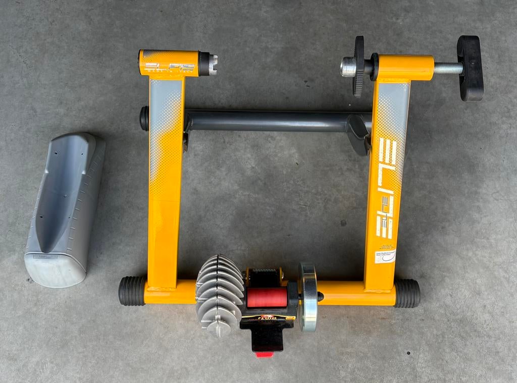 Fietstrainer van Elite (Fluid Serie), Sport en Fitness, Ophalen, Zo goed als nieuw