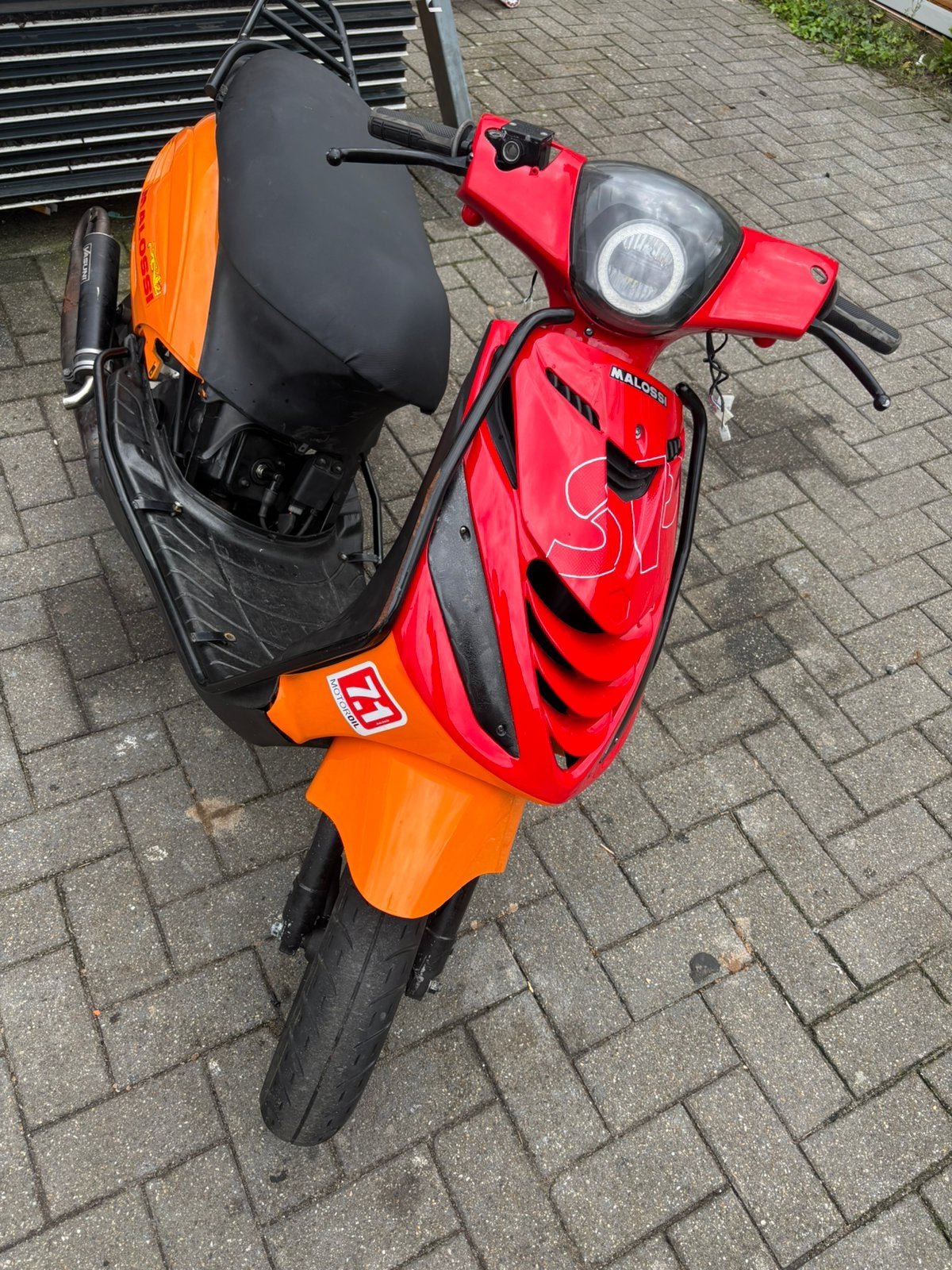 Zip 70, Ophalen, Zo goed als nieuw, Zip