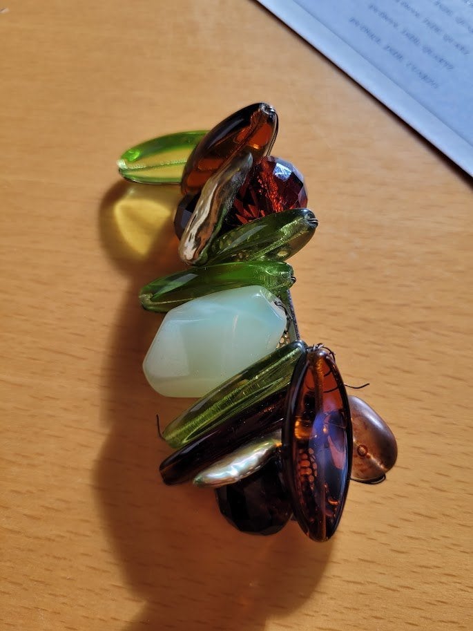 speld Broche Max Mara, Ophalen of Verzenden, Zo goed als nieuw, Groen, Overige materialen