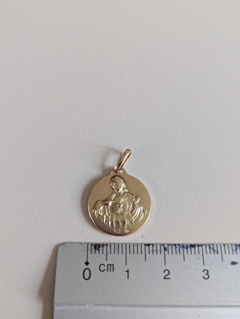 croix dorée, Enlèvement, Utilisé