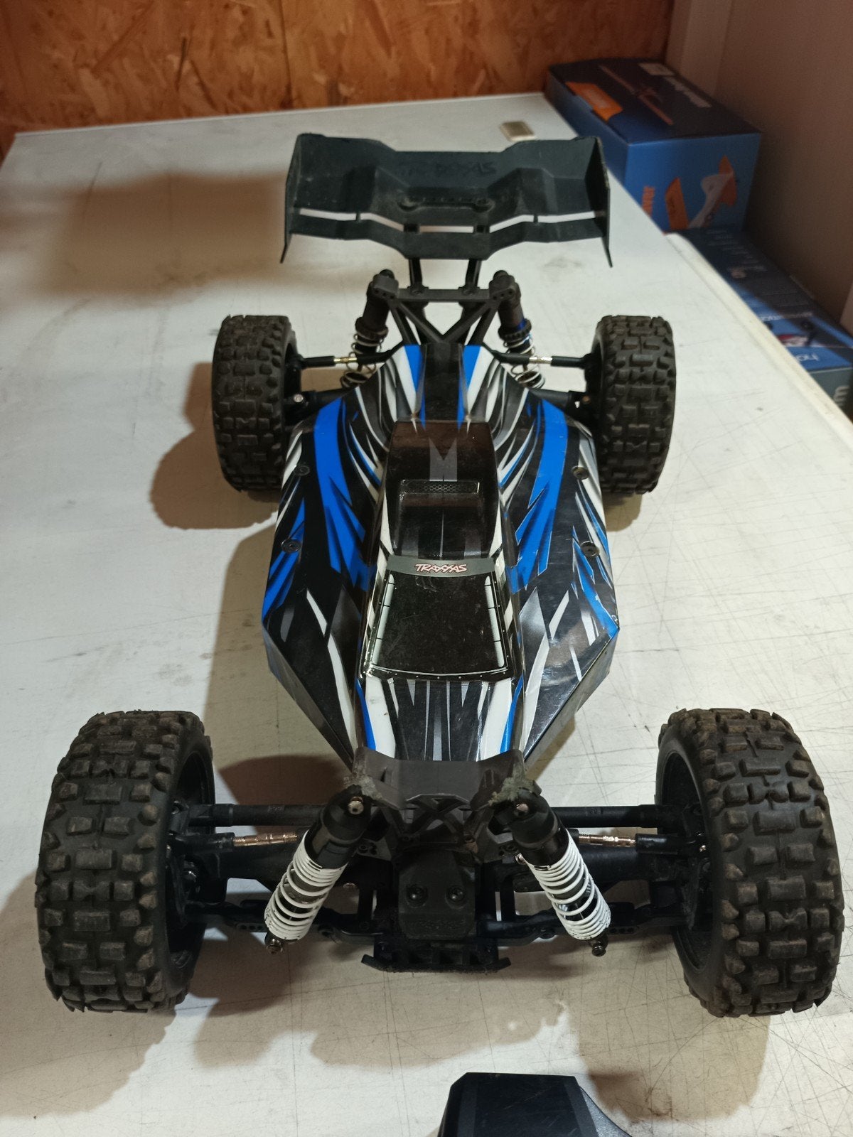 Traxxas Jato 4x4, tqi met tsm, lader, 2 batterijen, Ophalen