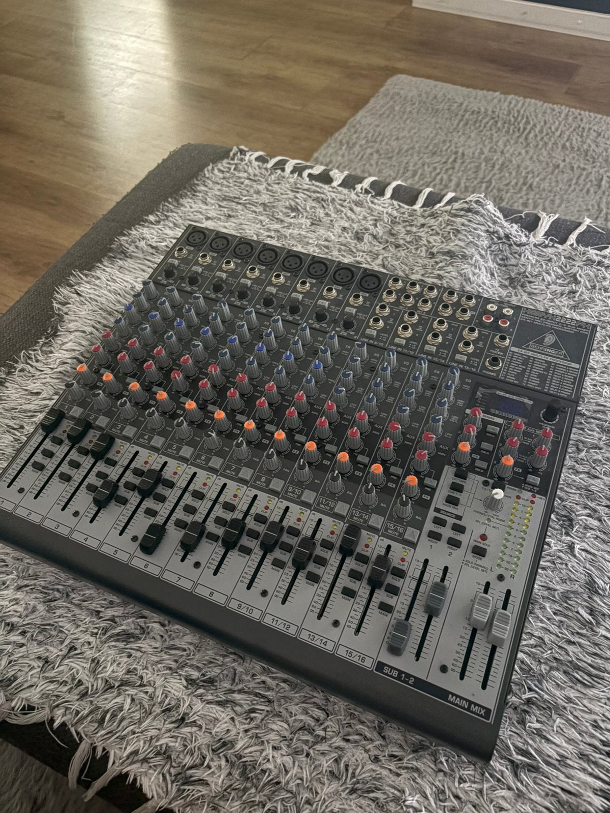 Gestionnaire de consoles de mixage, Enlèvement, Neuf