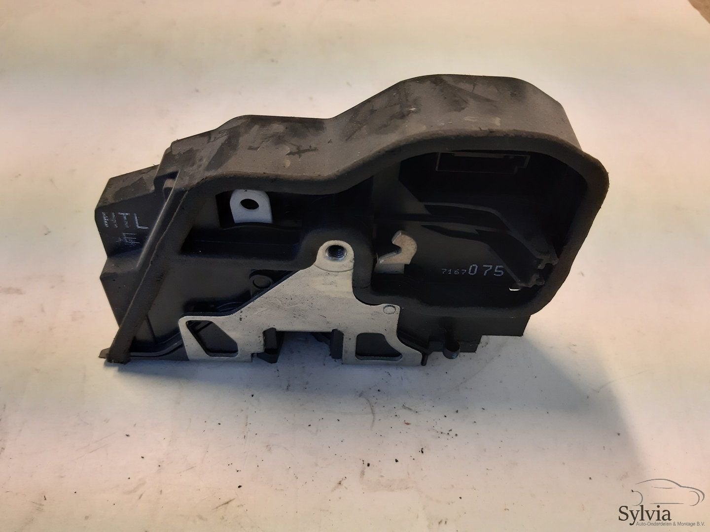 Deurslot links achter binnenzijde deur BMW E8x F2x F9x F10 F, Gebruikt, -, -, Ophalen of Verzenden