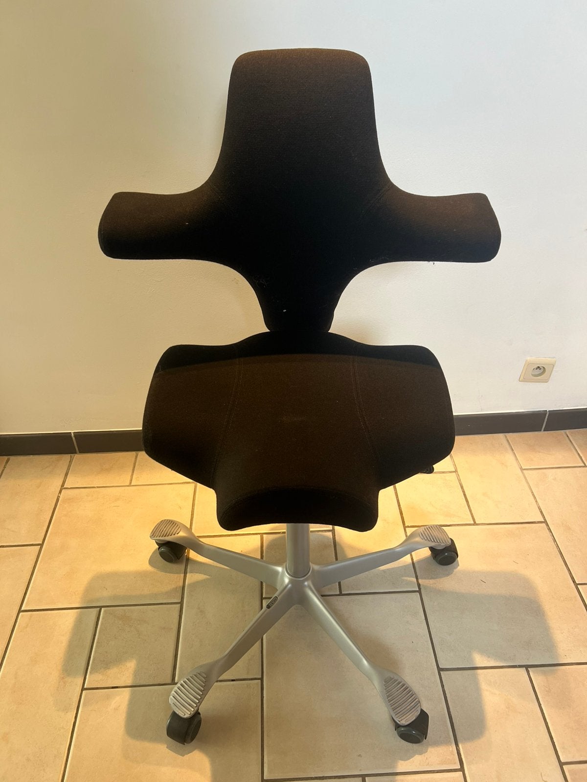 Chaise ergonomique HAG Capisco noire – Bureau / Télétravail, Comme neuf, Enlèvement, Chaise de bureau, Ergonomique