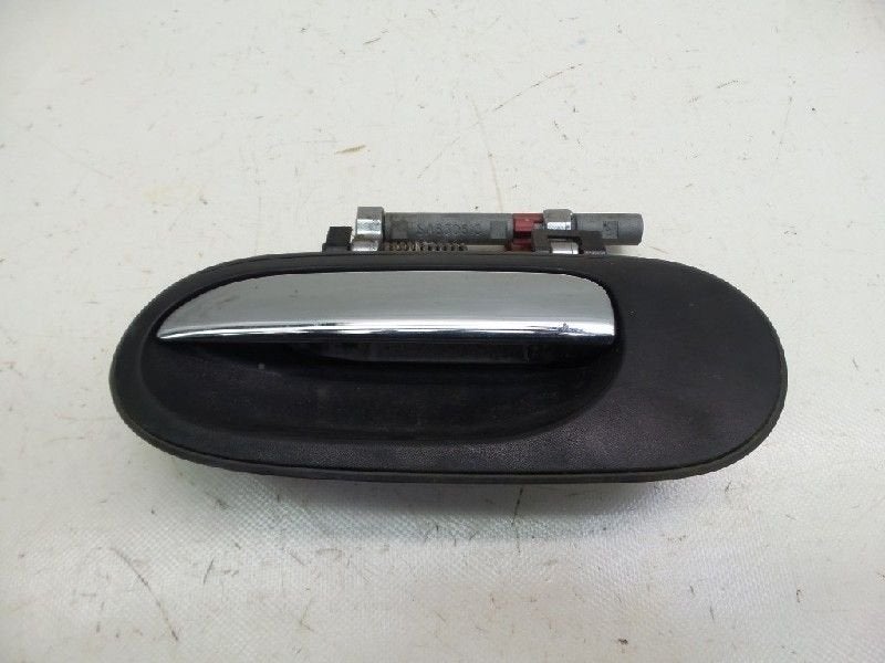 PORTIERGREEP BUITEN LINKS ACHTER Nissan Almera Tino (V10M), Gebruikt, Achter, Nissan