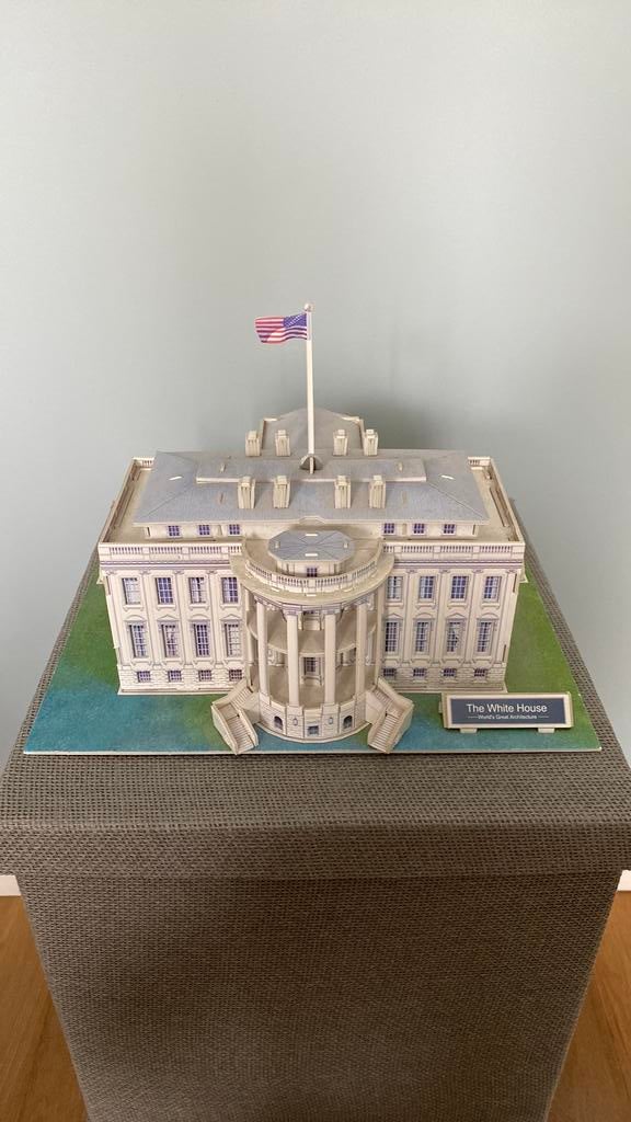 Maquette de la Maison Blanche, Enlèvement, Comme neuf