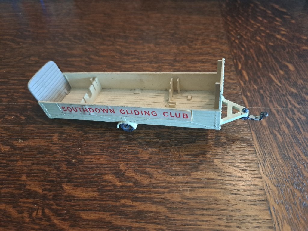 Dinky toys jouet ancienne remorque pour planeur. Modele 118, Hobby & Loisirs créatifs, Enlèvement ou Envoi, Dinky Toys