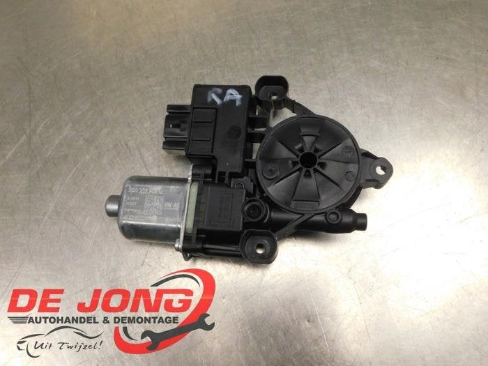 Moteur de vitre portière d'un Volkswagen Golf, Autos : Pièces & Accessoires, Volkswagen, -, 3 mois de garantie, Utilisé