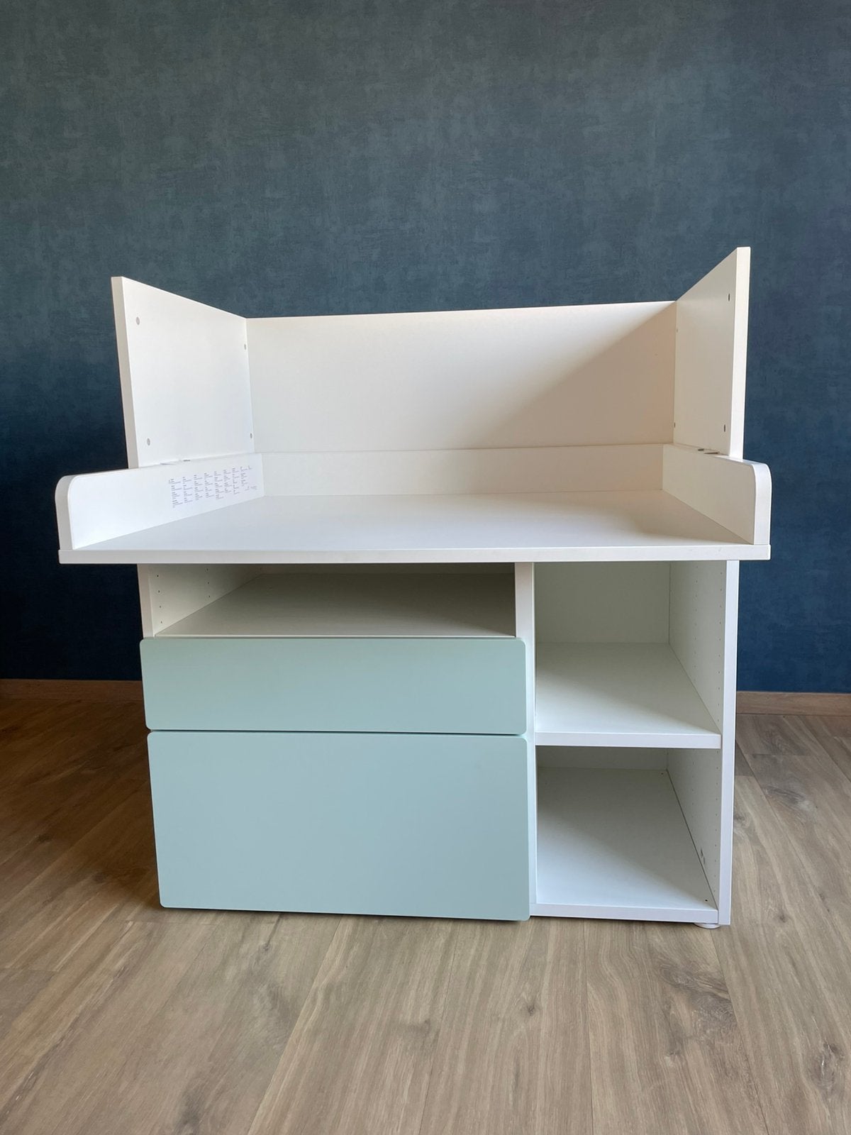 Kinderbureau, Ophalen, Zo goed als nieuw