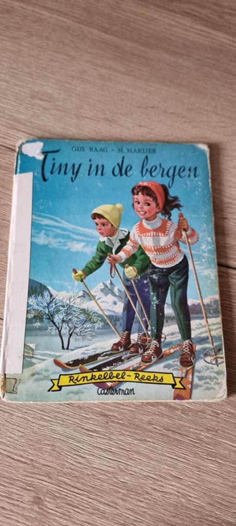 Vintage kinderboek Tiny in de bergen, Ophalen of Verzenden, Gelezen