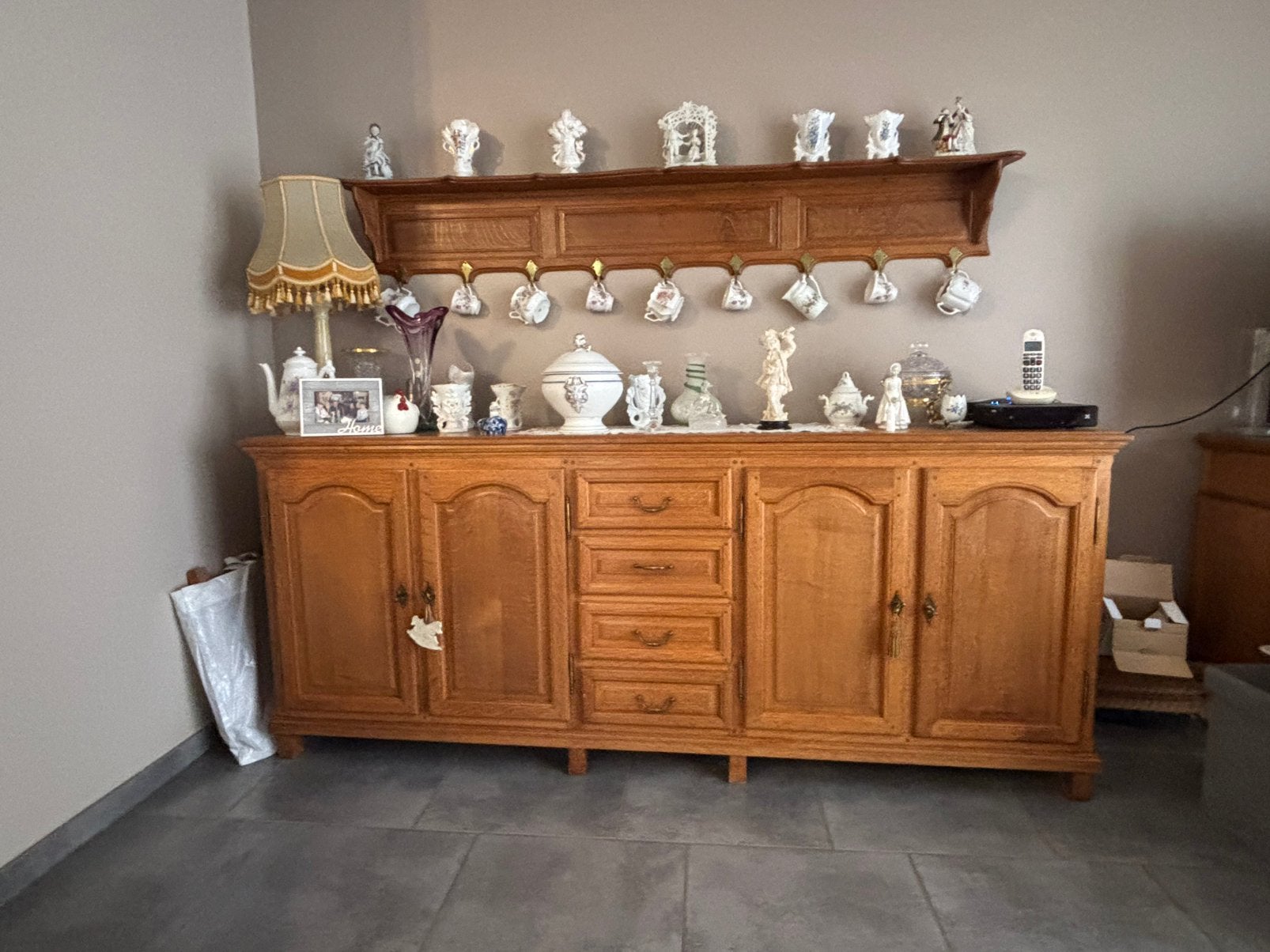 MEUBLES EN CHÊNE MASSIF ARTISANAL – 3 PIÈCES ASSORTIES, Enlèvement