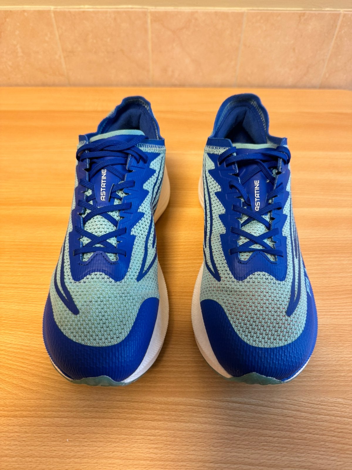 Chaussures de running Fila Astatine, Enlèvement, Comme neuf
