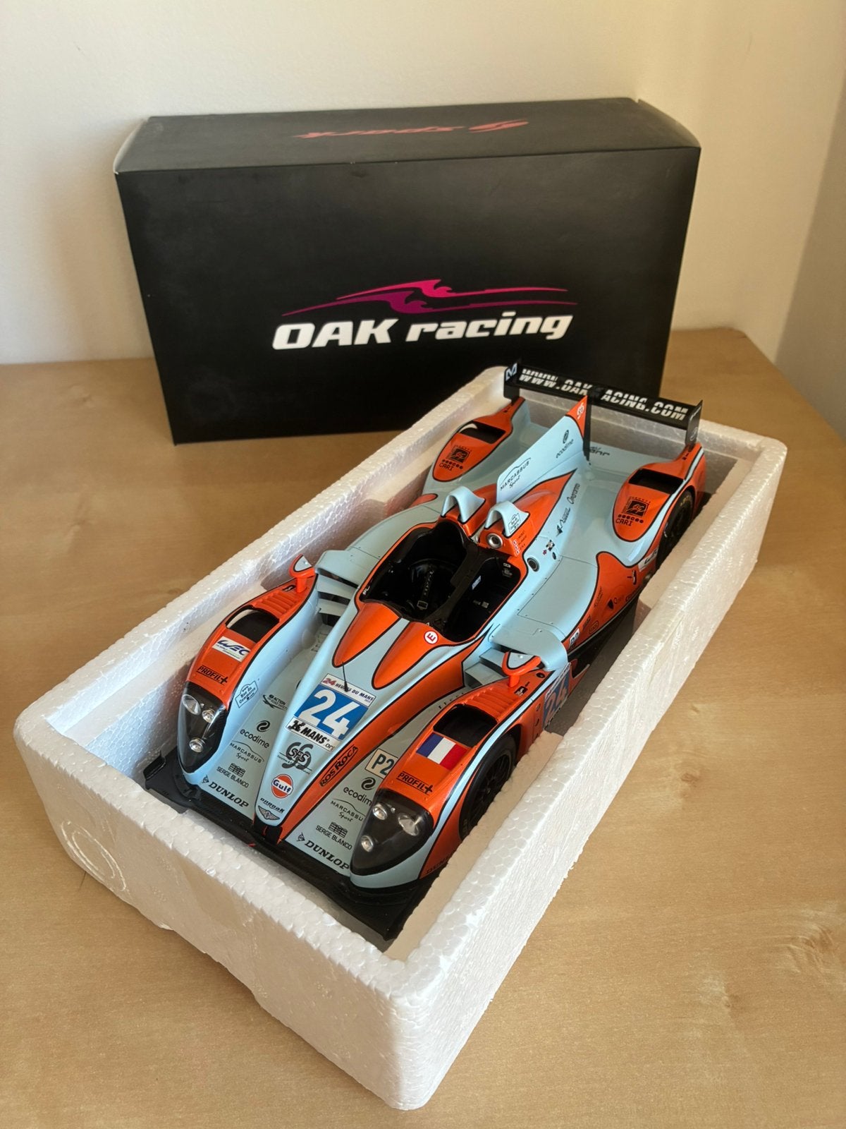 Gulf LMP2 24 heures du Mans 2012 1/18 Spark, Enlèvement ou Envoi, Comme neuf