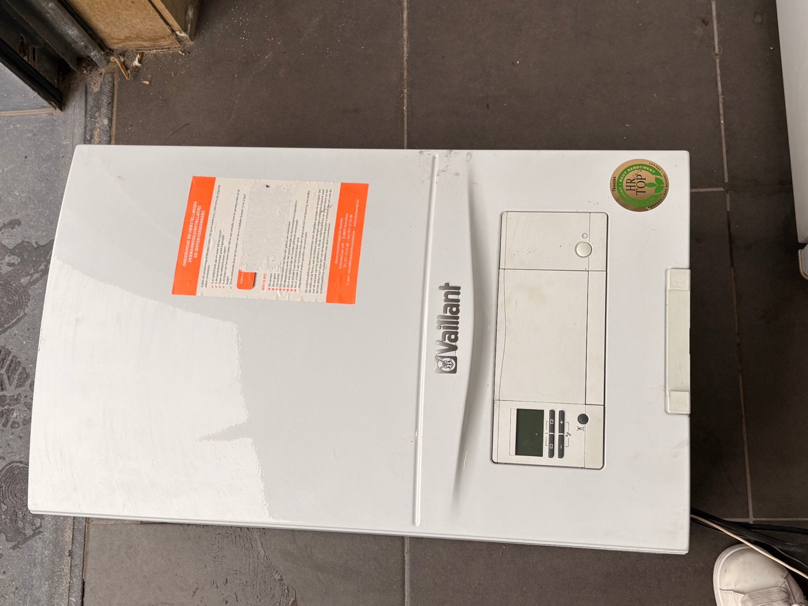 Te Koop: Boiler Vailant, Doe-het-zelf en Bouw, Chauffageketels en Boilers, Ophalen, Zo goed als nieuw, Boiler