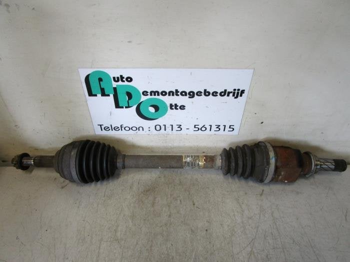 Arbre de transmission avant gauche d'un Renault Clio (Clio 3, Renault, -, 3 mois de garantie, Utilisé