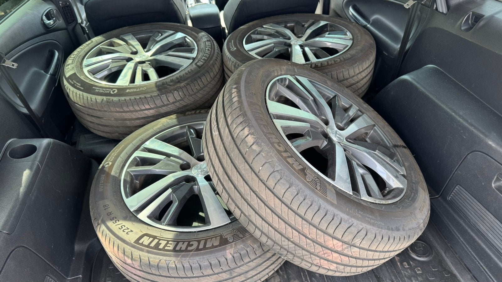 Jantes avec Pneus Michelin 255/55 R18 Peugeot 3008 - 5008, Autos : Pièces & Accessoires, Pneus & Jantes, Pneus et Jantes, Pneus été