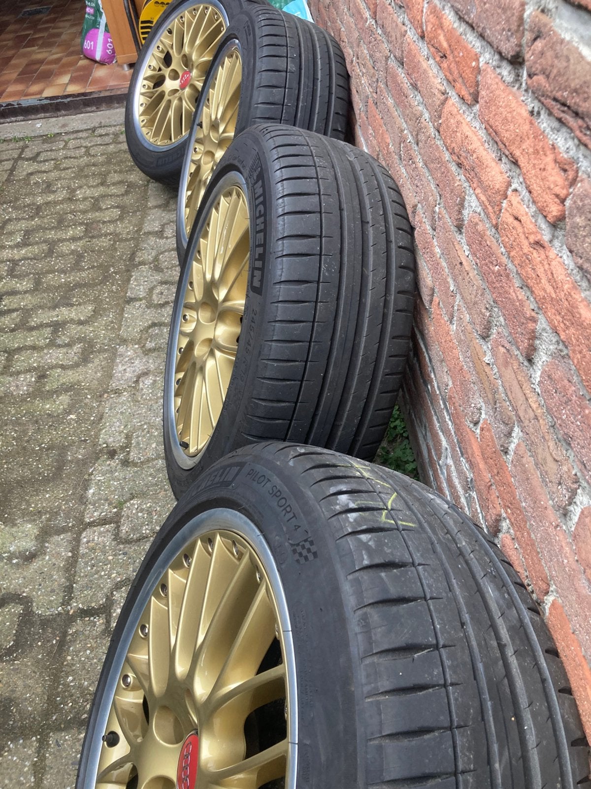 Audi banden, Auto-onderdelen, Banden en Velgen, Ophalen, Band(en)