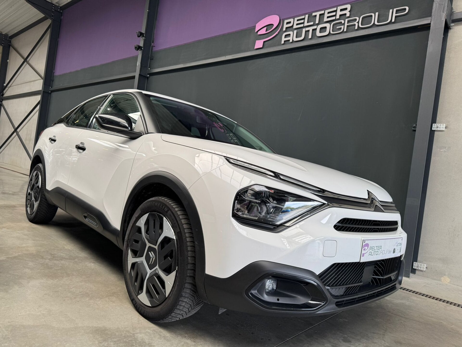 Citroen C4 1.2 PureTech Feel Pack LED Apple CarPlay Topstaa, 0 kg, 1199 cc, https://public.car-pass.be/vhr/7da37551-3750-4fec-b55c-132449d30903