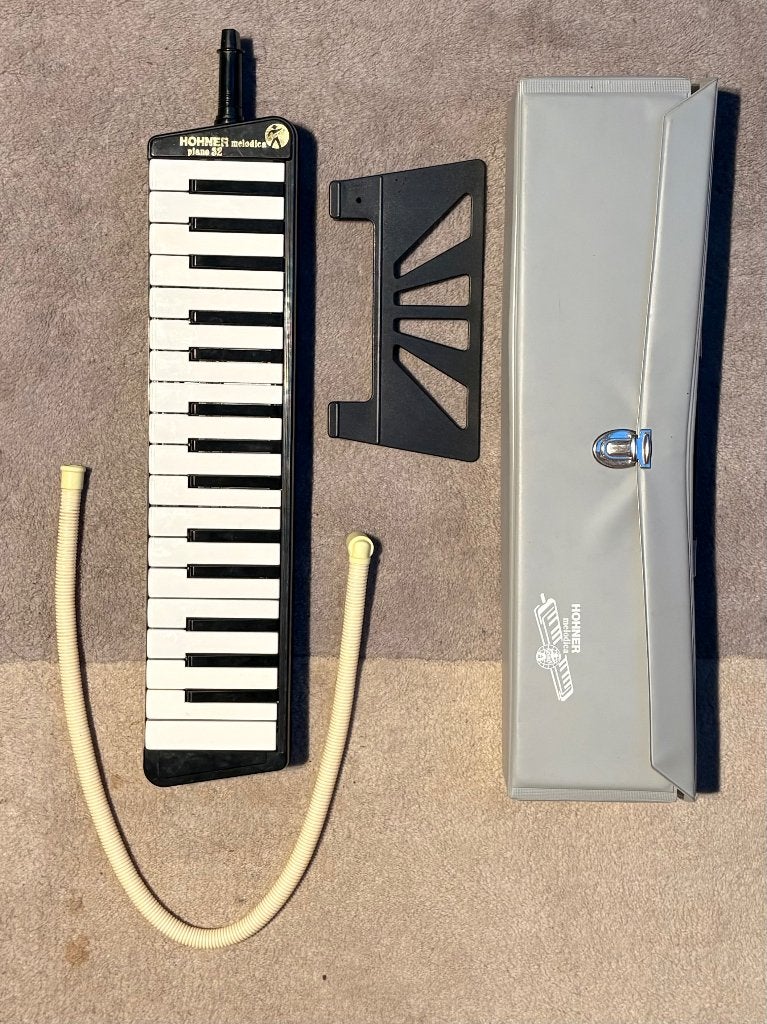 Hohner melodica 32, Muziek en Instrumenten, Blaasinstrumenten | Mondharmonica's, Gebruikt, Overige typen, Chromatisch, Ophalen of Verzenden