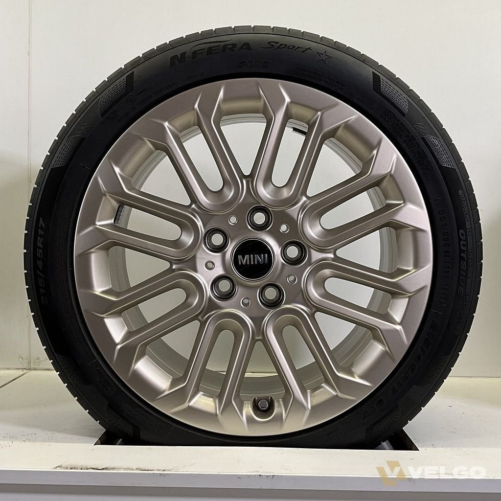 MINI COUNTRYMAN F65 F66 F67 956 SET VELGEN + ZOMERBANDEN 17, Auto-onderdelen, -, -, Banden en Velgen, 17 inch