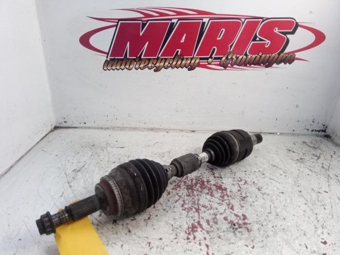 Arbre de transmission avant gauche d'un Toyota Corolla Verso, -, -, 3 mois de garantie, Toyota