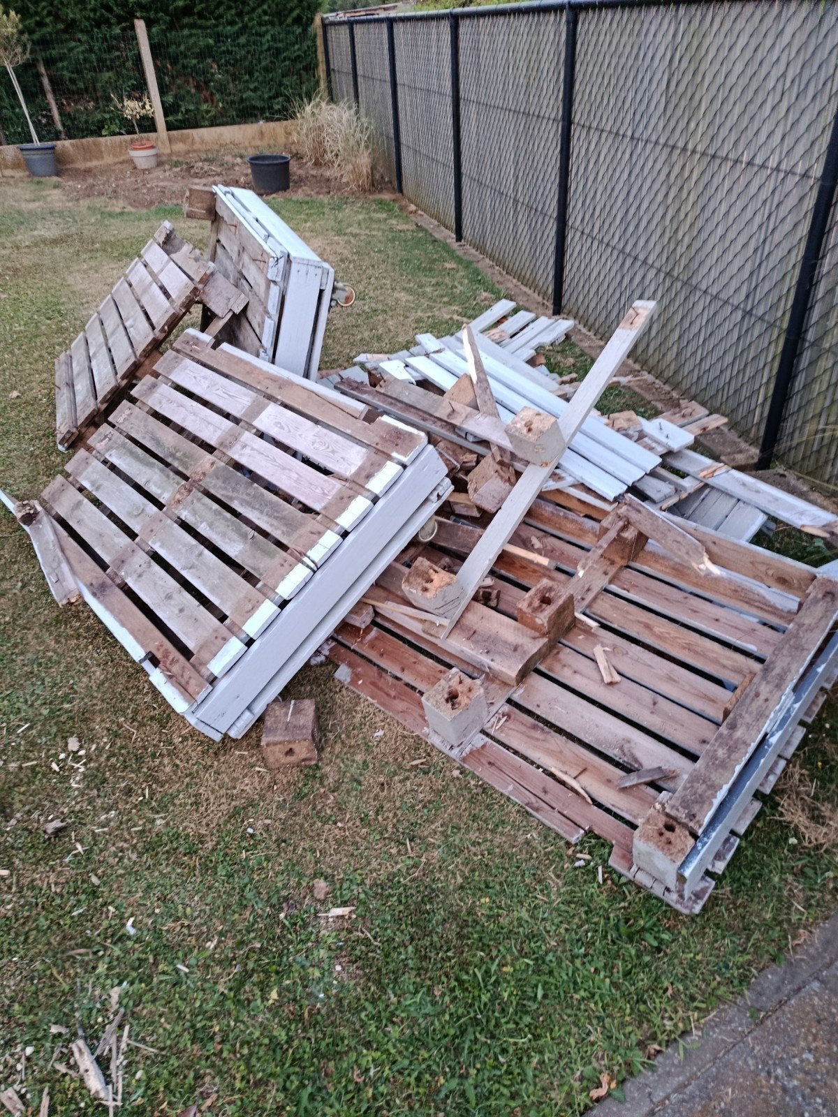 Gratis hout, Ophalen