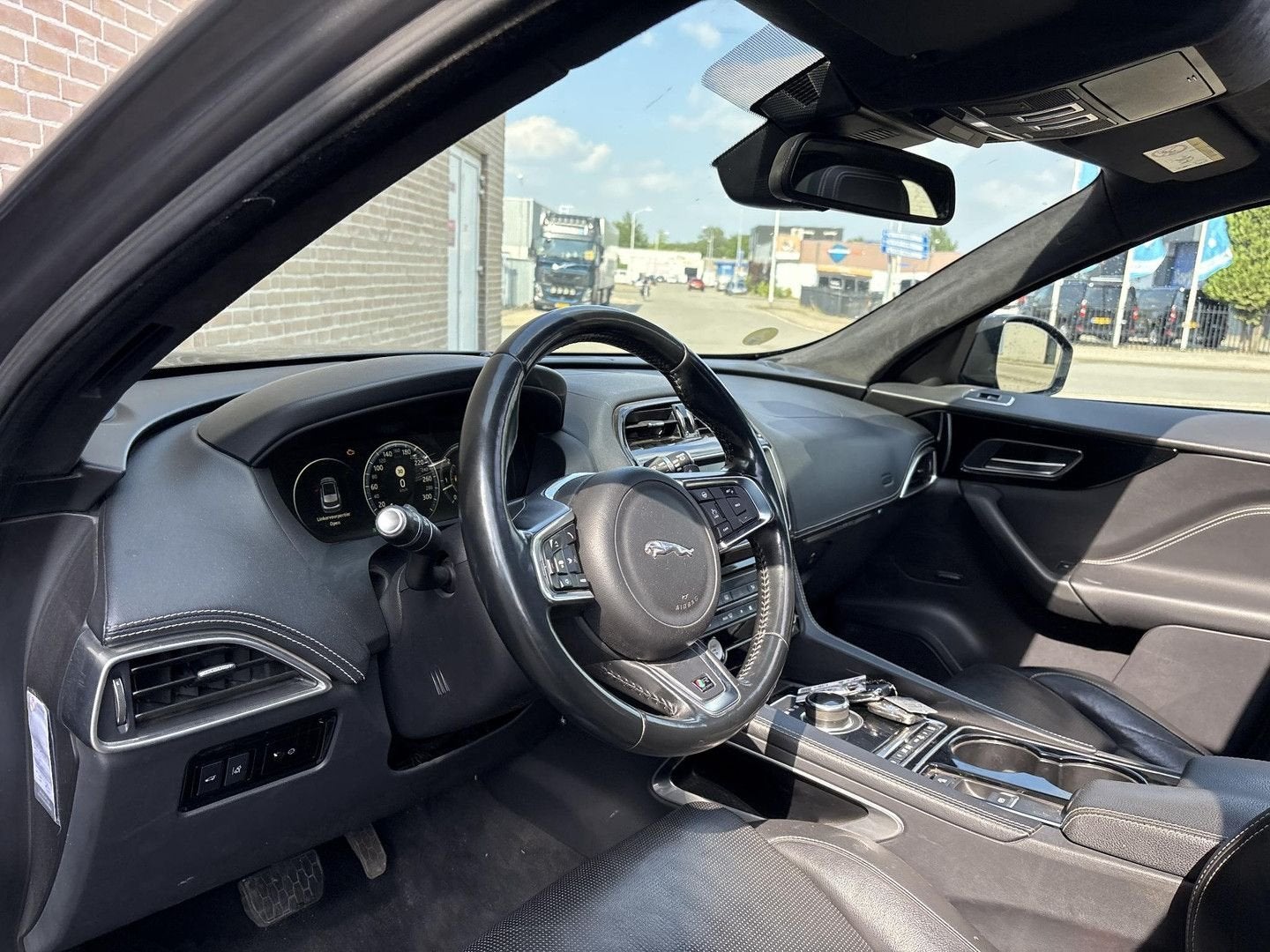 Jaguar F-Pace 3.0 S AWD 30d | Pano | Leder | Meridian | Memo, Auto's, Jaguar, Automaat, Diesel, Zilver of Grijs, Te koop