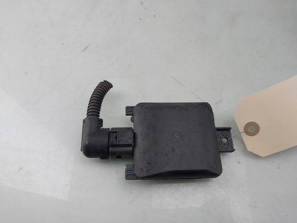 DIVERS Side assist sensor Golf VIII (CD1) (|2Q0907686E|), Volkswagen, Volkswagen AG, Utilisé, Kundenbetreuung@volkswagen.de