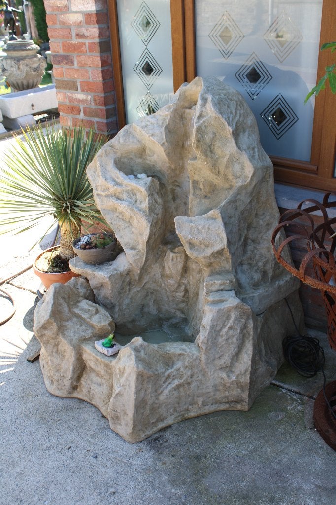 Imitatie rotsfontein, 2 wateruitlaten, Tuin en Terras, Waterpartijen en Fonteinen, Nieuw, Fontein, Overige materialen, Ophalen