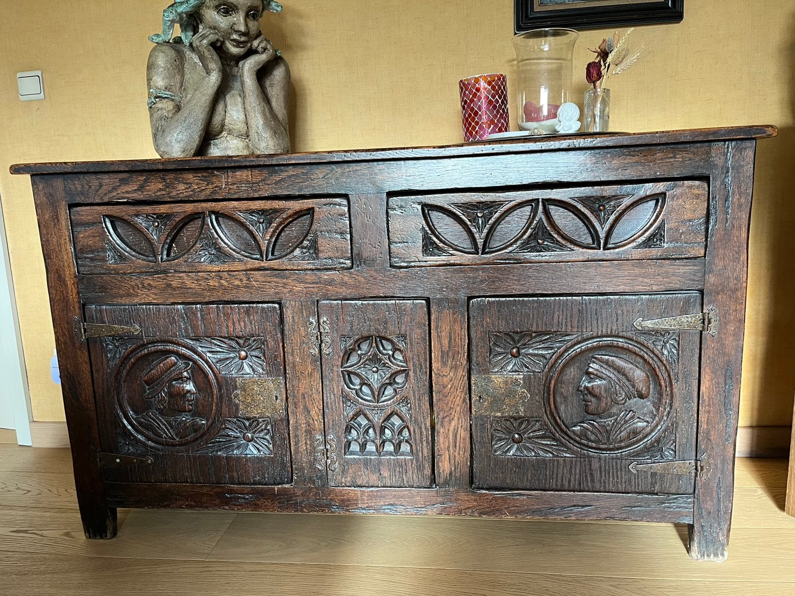 Antiek eikenhoute dressoir, Ophalen, Gebruikt, Eikenhout, Met lade(s)