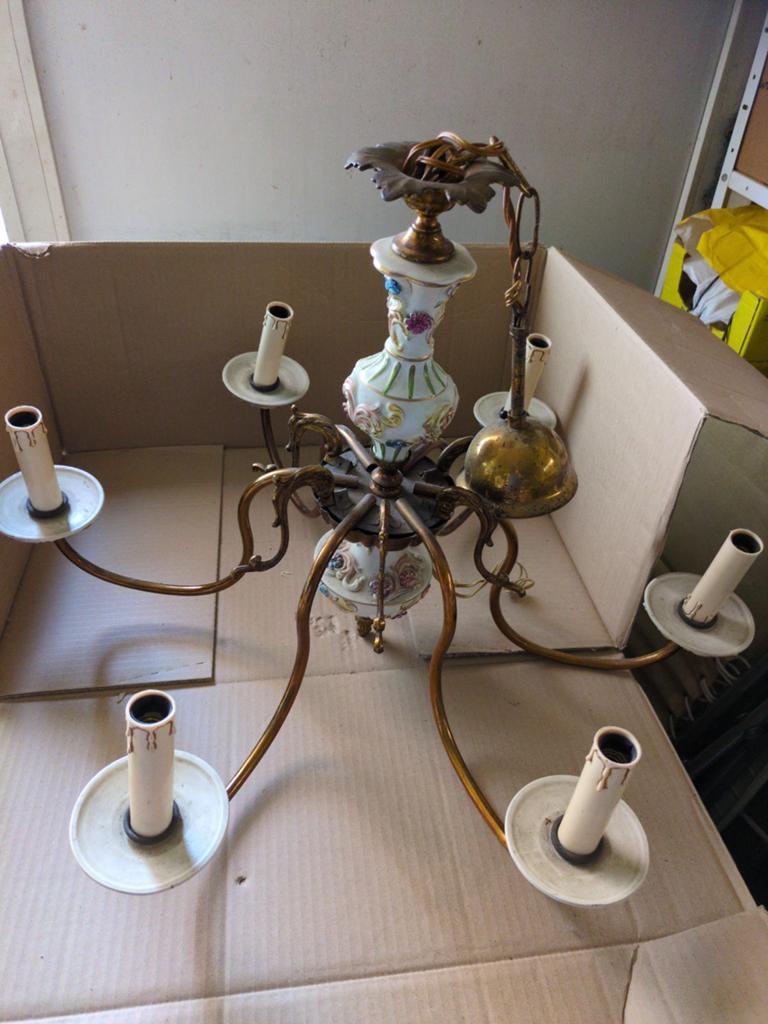 Vintage luster met porseleinen tussenstuk en schaaltjes, Enlèvement