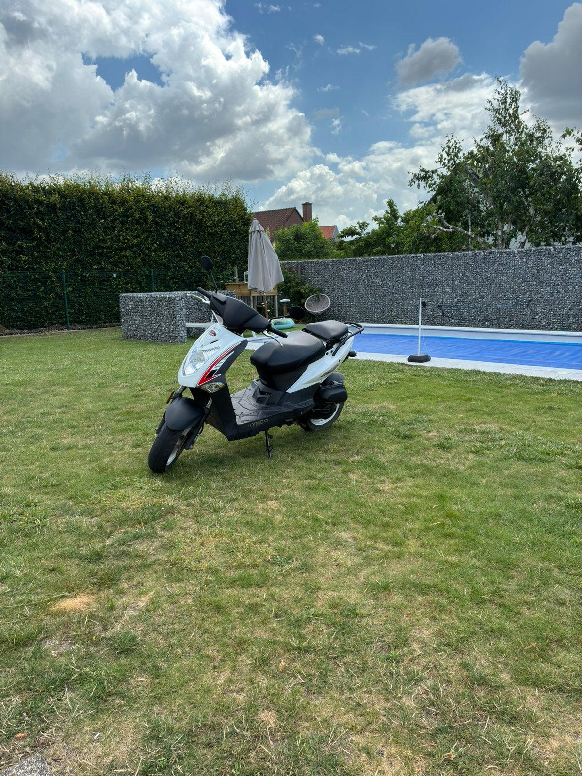 Kymcoo scooter 50cc, Fietsen en Brommers, Ophalen, Zo goed als nieuw, Uitlaat
